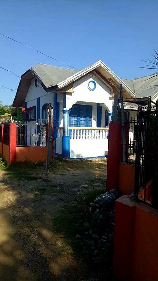 Traditional Filipino Transient House And Huts Near 100 Islands Wharf Alaminos Luaran gambar